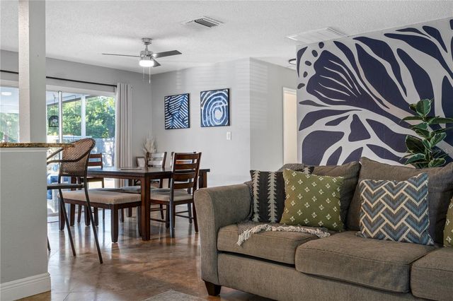 1626 YOUNG AVENUE, Clearwater, FL 33756