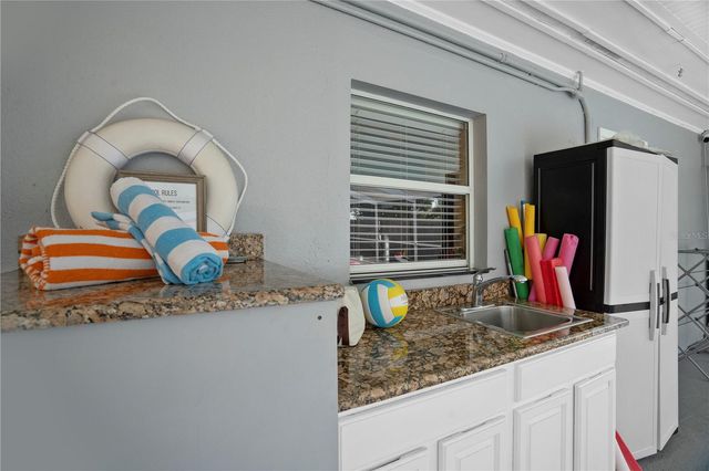 1626 YOUNG AVENUE, Clearwater, FL 33756