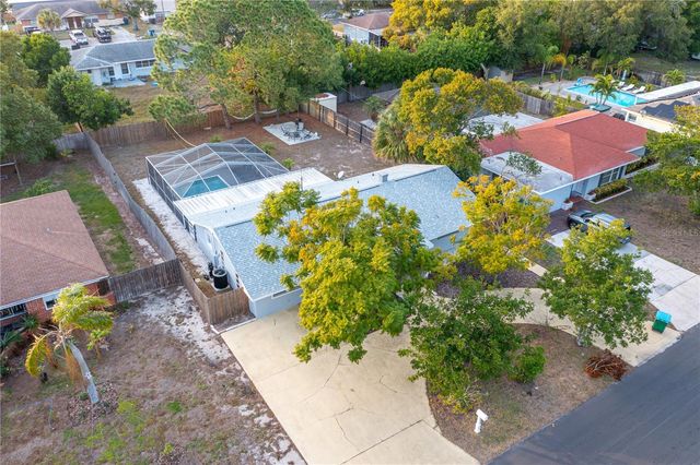 1626 YOUNG AVENUE, Clearwater, FL 33756