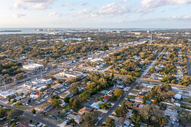1626 YOUNG AVENUE, Clearwater, FL 33756