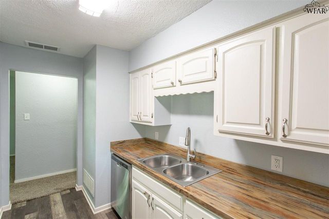 2700 TAMPICO DRIVE, Wichita Falls, TX 76306