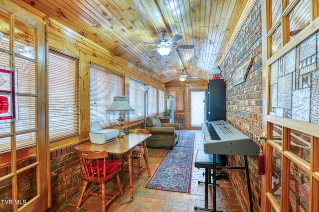 209 Bernard Avenue, Church Hill, TN 37642
