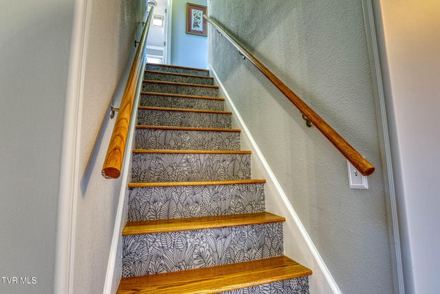 209 Bernard Avenue, Church Hill, TN 37642