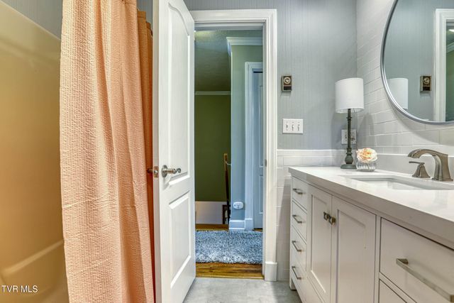 209 Bernard Avenue, Church Hill, TN 37642