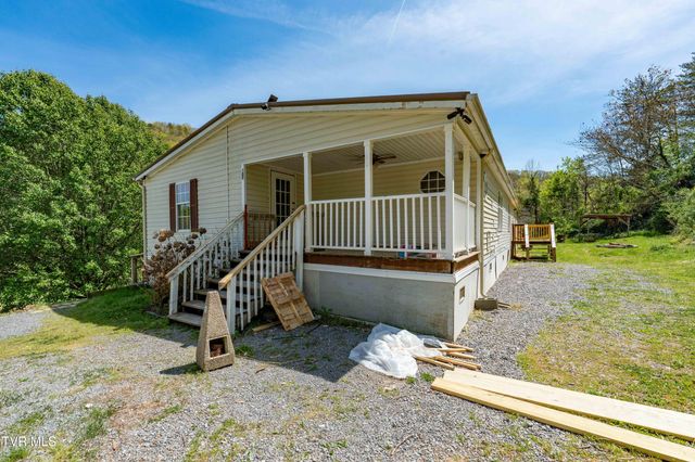 107 Hollow Hill Lane, Rogersville, TN 37857