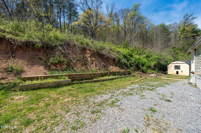 107 Hollow Hill Lane, Rogersville, TN 37857