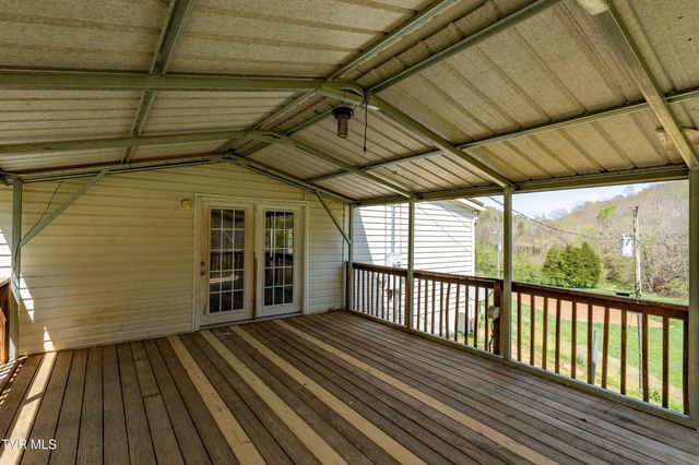 107 Hollow Hill Lane, Rogersville, TN 37857