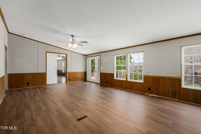 107 Hollow Hill Lane, Rogersville, TN 37857