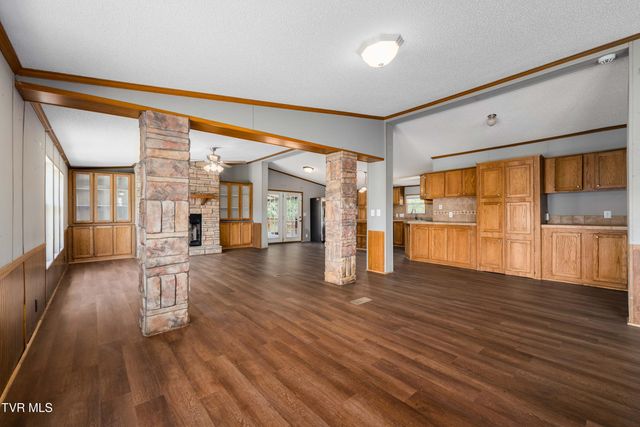 107 Hollow Hill Lane, Rogersville, TN 37857