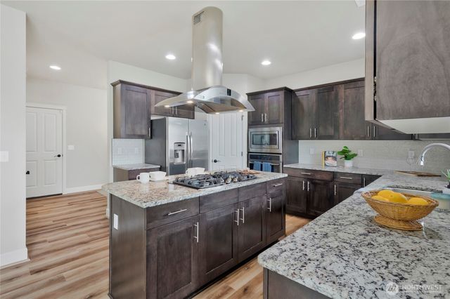 28109 224th Place SE, Maple Valley, WA 98038