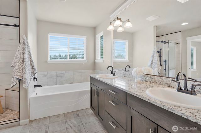 28109 224th Place SE, Maple Valley, WA 98038
