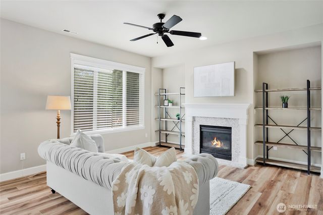 28109 224th Place SE, Maple Valley, WA 98038
