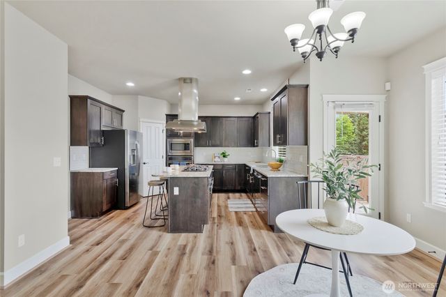 28109 224th Place SE, Maple Valley, WA 98038