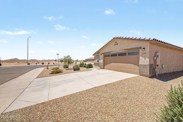 1796 W LAGUNA Drive, Coolidge, AZ 85128