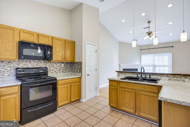 17 Bryan Springs Road SW, Rome, GA 30165