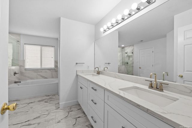 20035 Horizon Blf, San Antonio, TX 78258