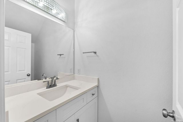 20035 Horizon Blf, San Antonio, TX 78258