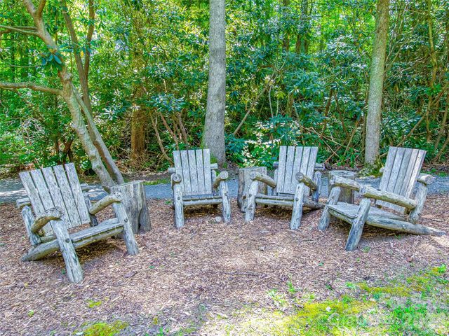 20 East Owl Creek Lane, Fairview, NC 28730