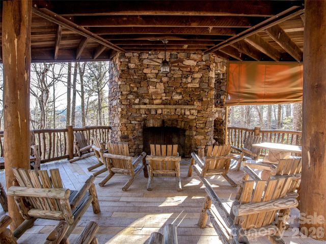 20 East Owl Creek Lane, Fairview, NC 28730