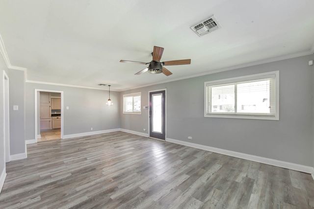 201 Park, Thibodaux, LA 70301