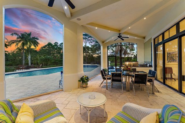 2494 SE Ranch Acres Circle, Jupiter, FL 33478