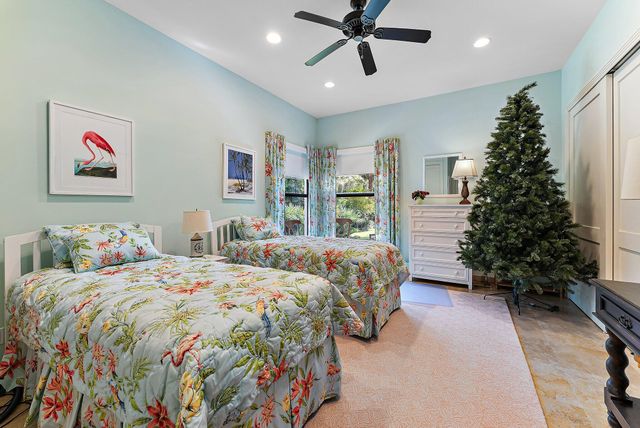 2494 SE Ranch Acres Circle, Jupiter, FL 33478