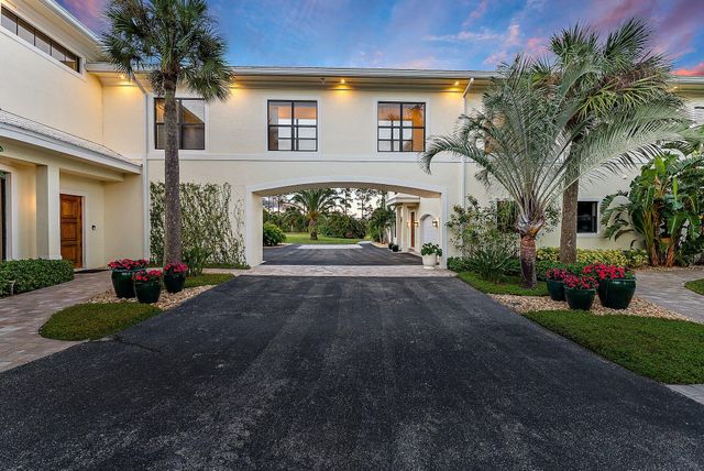 2494 SE Ranch Acres Circle, Jupiter, FL 33478