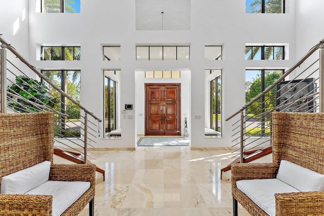 2494 SE Ranch Acres Circle, Jupiter, FL 33478