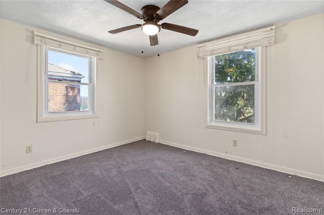 9145 Mettetal Park, Detroit, MI 48228