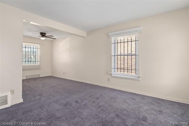 9145 Mettetal Park, Detroit, MI 48228