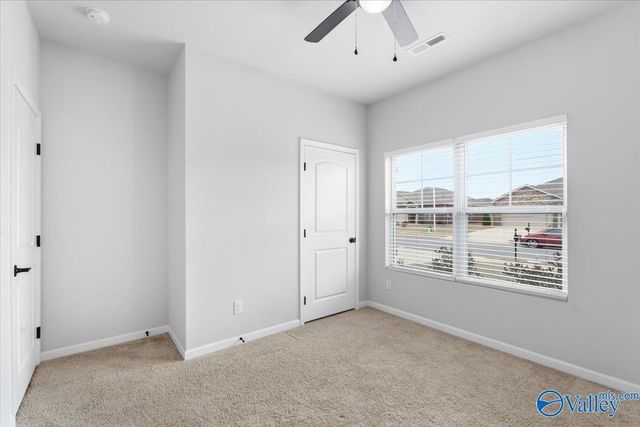 16205 Glenncrest Lane, Harvest, AL 35749