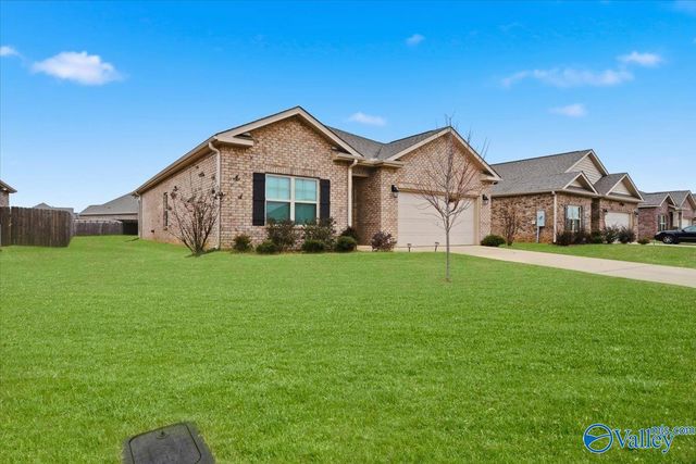 16205 Glenncrest Lane, Harvest, AL 35749