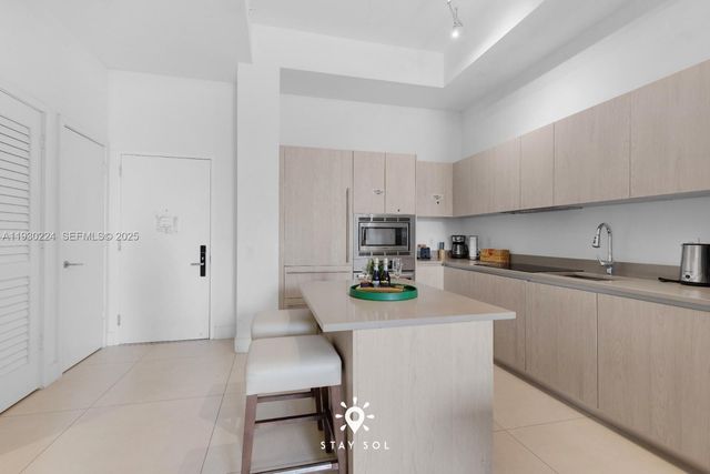 4111 S Ocean Dr 303, Hollywood, FL 33019