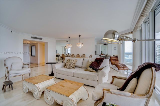 7000 ISLAND BL 2806, Aventura, FL 33160