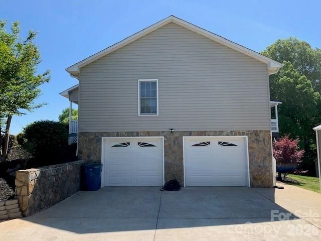 3061 Dry Ponds Road, Granite Falls, NC 28630