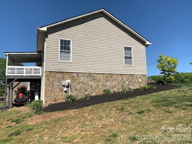 3061 Dry Ponds Road, Granite Falls, NC 28630
