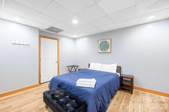 4120 Lake Shore Road S, Denver, NC 28037