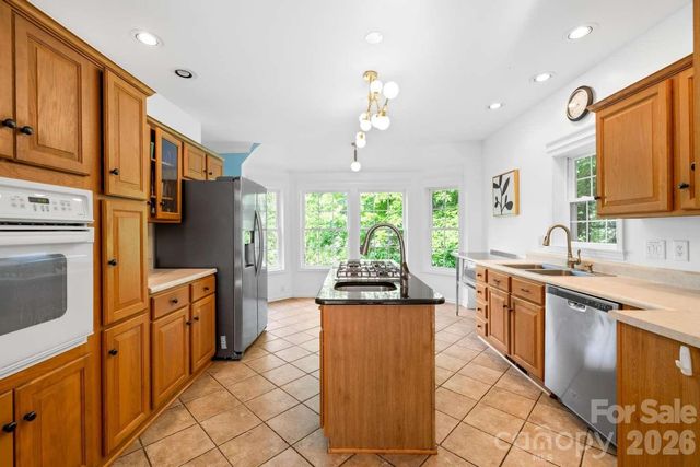 4120 Lake Shore Road S, Denver, NC 28037