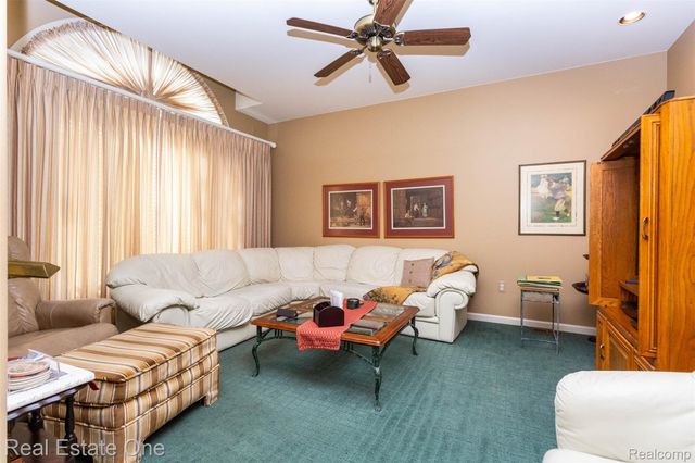 10215 Mill Pointe Drive, Atlas Township, MI 48438