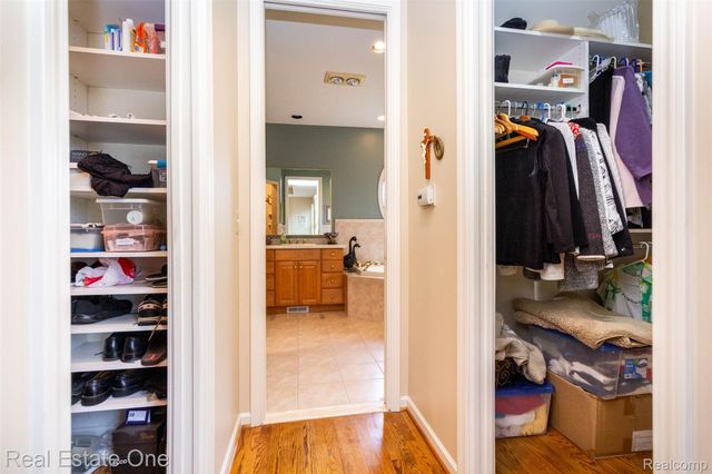 10215 Mill Pointe Drive, Atlas Township, MI 48438