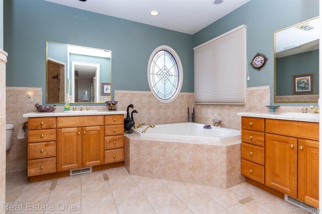 10215 Mill Pointe Drive, Atlas Township, MI 48438