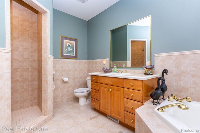 10215 Mill Pointe Drive, Atlas Township, MI 48438