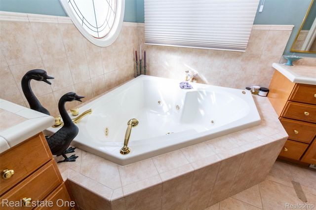 10215 Mill Pointe Drive, Atlas Township, MI 48438