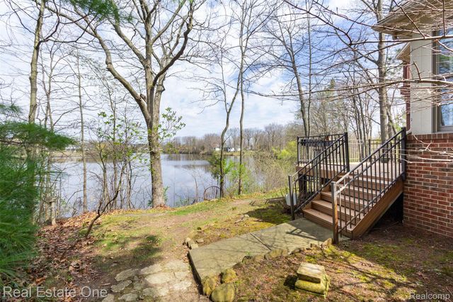 10215 Mill Pointe Drive, Atlas Township, MI 48438