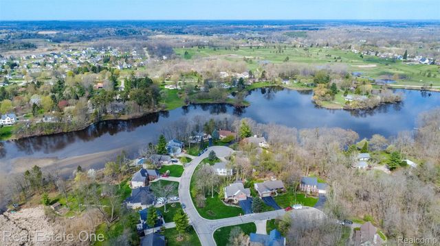 10215 Mill Pointe Drive, Atlas Township, MI 48438