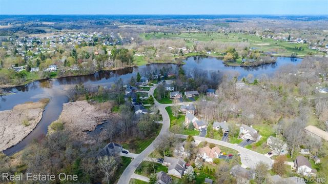10215 Mill Pointe Drive, Atlas Township, MI 48438