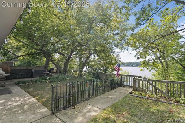 4475 Harp Drive, Linden, MI 48451