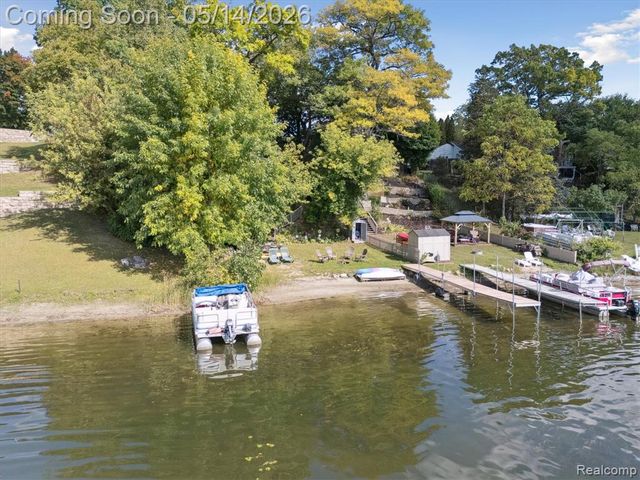 4475 Harp Drive, Linden, MI 48451