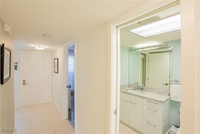 16454 Timberlakes DR 103, Fort Myers, FL 33908