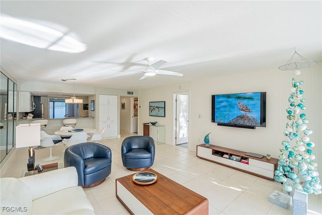 16454 Timberlakes DR 103, Fort Myers, FL 33908